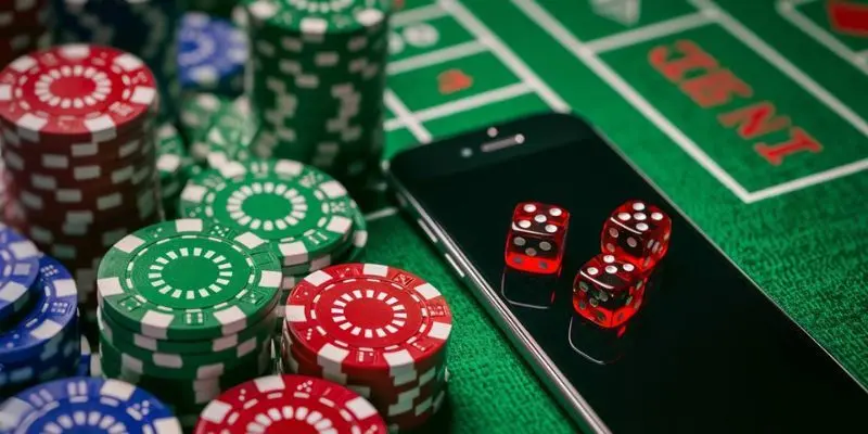 Chăm sóc và hỗ trợ khách hàng vô cùng chuyên nghiệp 24/7